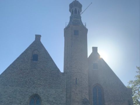 Vanaf 2 Juli expositie in de Mariakerk te Cadzand.
Samen met Ferdy Remijn tot 26 juli zijn tonen wij onze werken.